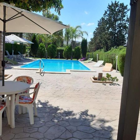 Zena Holiday Villa Пісурі Екстер'єр фото