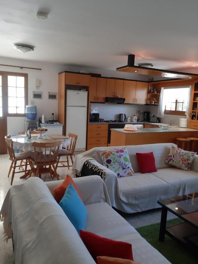 Zena Holiday Villa Пісурі Екстер'єр фото