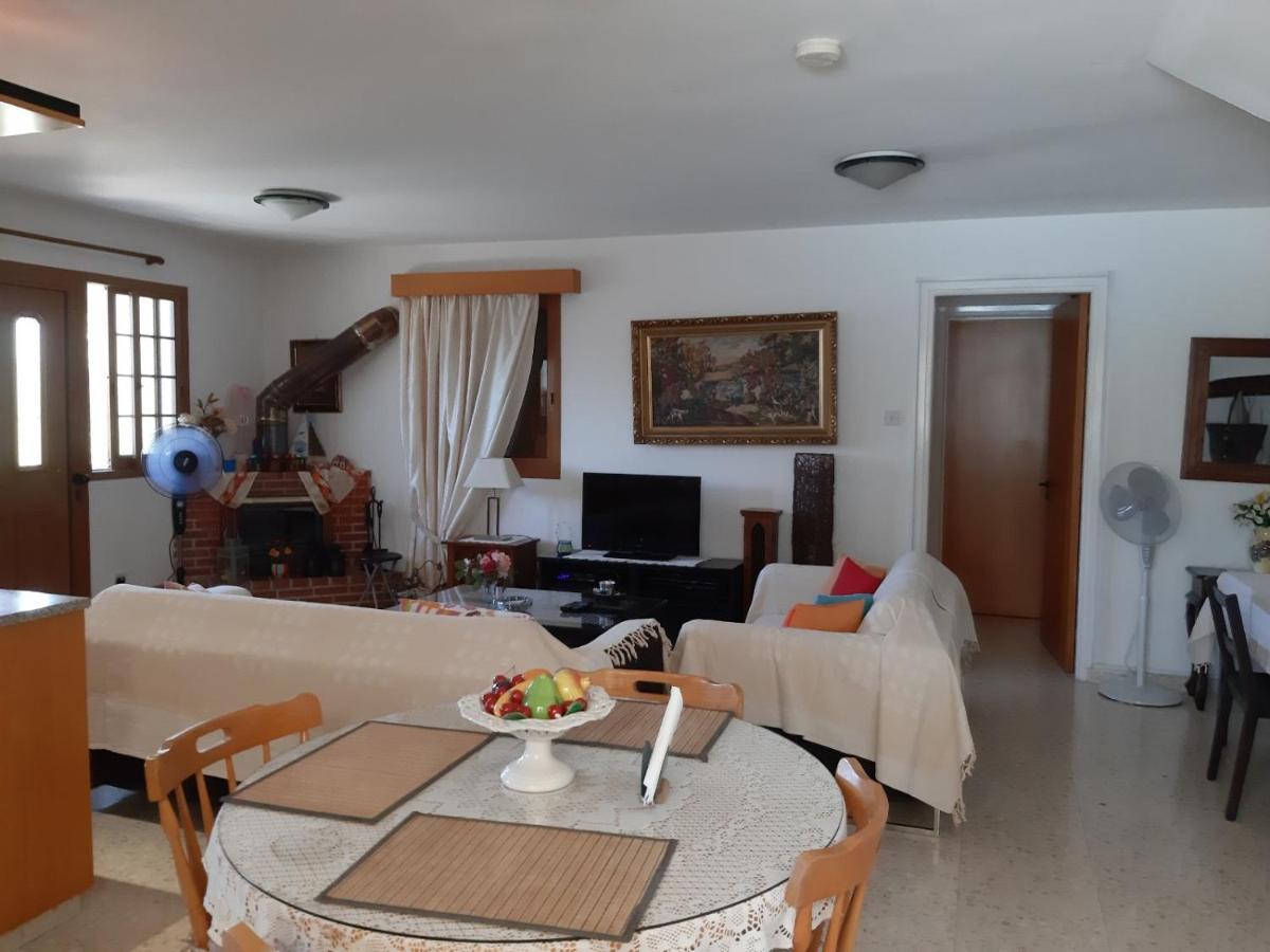 Zena Holiday Villa Пісурі Екстер'єр фото