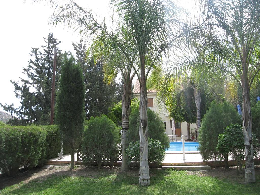 Zena Holiday Villa Пісурі Екстер'єр фото